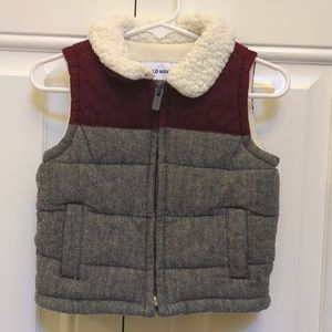 Old Navy Gray and Burgundy Sherpa Puffer Vest